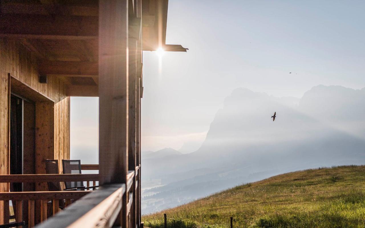 Hotel Goldknopf Alpe Di Siusi Exterior foto