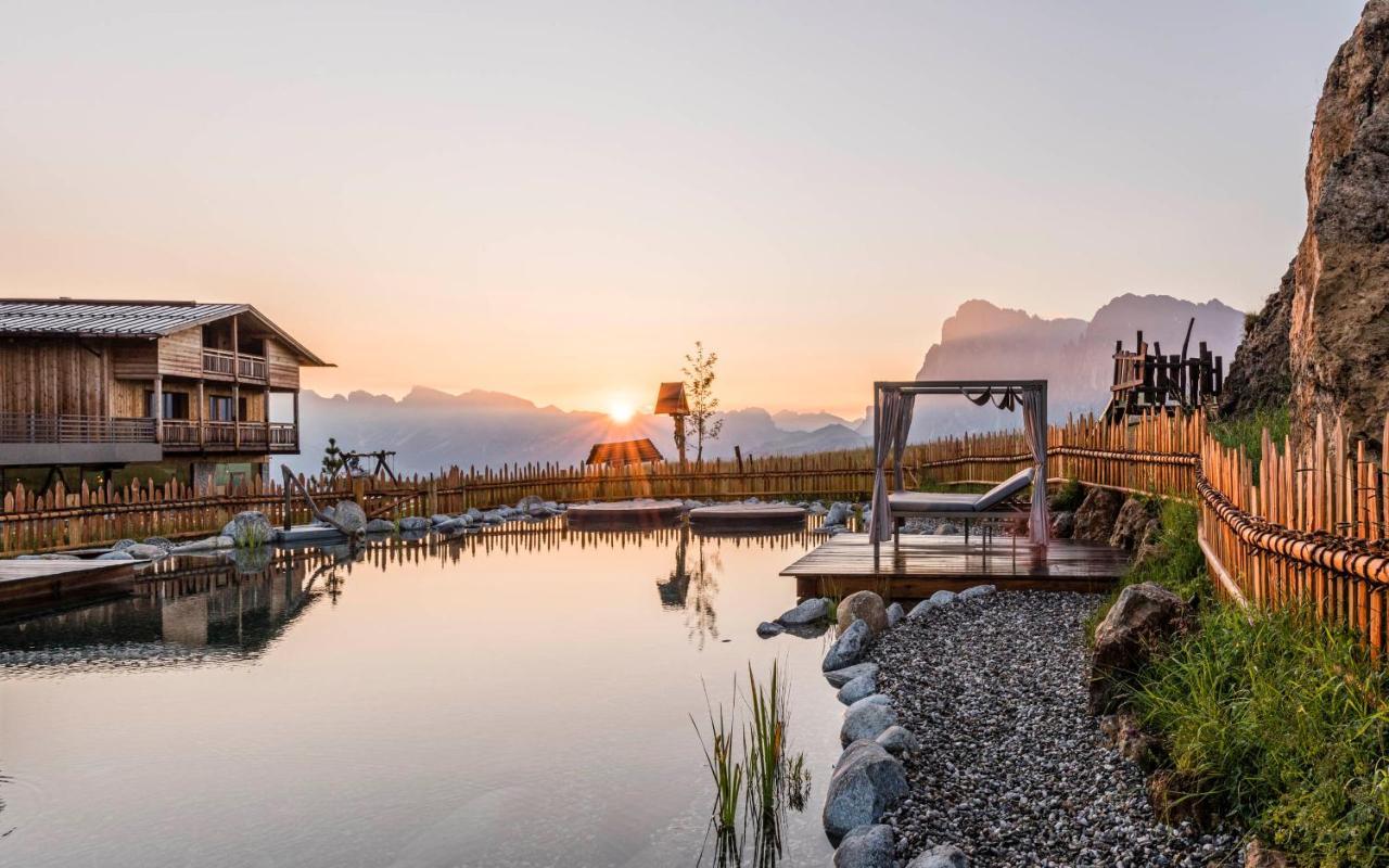 Hotel Goldknopf Alpe Di Siusi Exterior foto