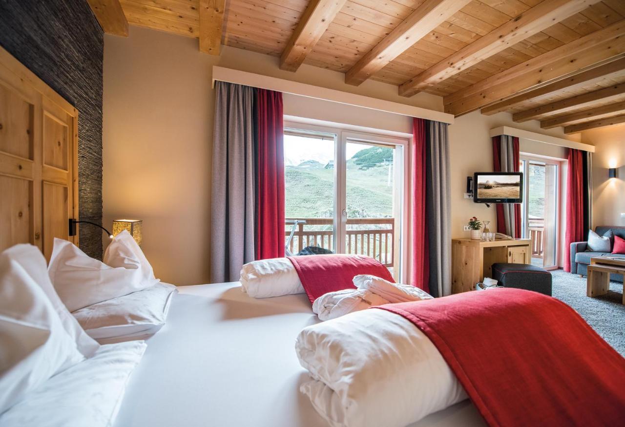 Hotel Goldknopf Alpe Di Siusi Exterior foto