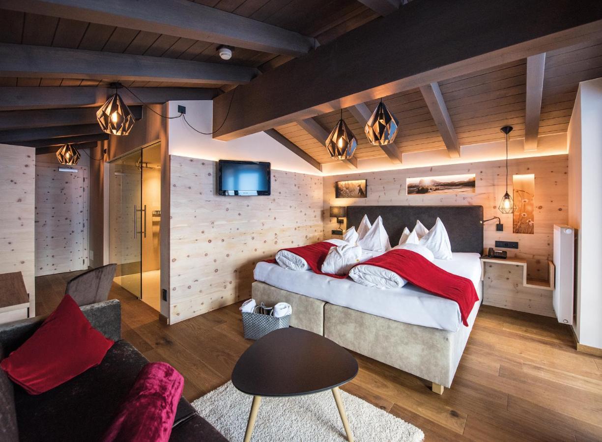 Hotel Goldknopf Alpe Di Siusi Exterior foto